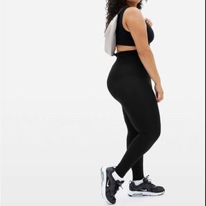 Everlane Perform High Waisted Legging